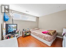 25 Chatsworth Drive, Brampton, ON L6X2L8 Photo 37