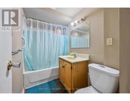 25 Chatsworth Drive, Brampton, ON L6X2L8 Photo 41