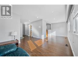 Kitchen - 25 Chatsworth Drive, Brampton, ON L6X2L8 Photo 9