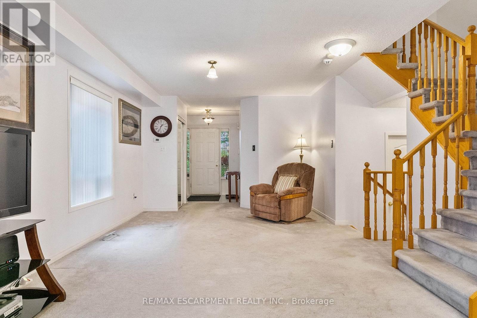 16 WHITEFACE CRESCENT - 10