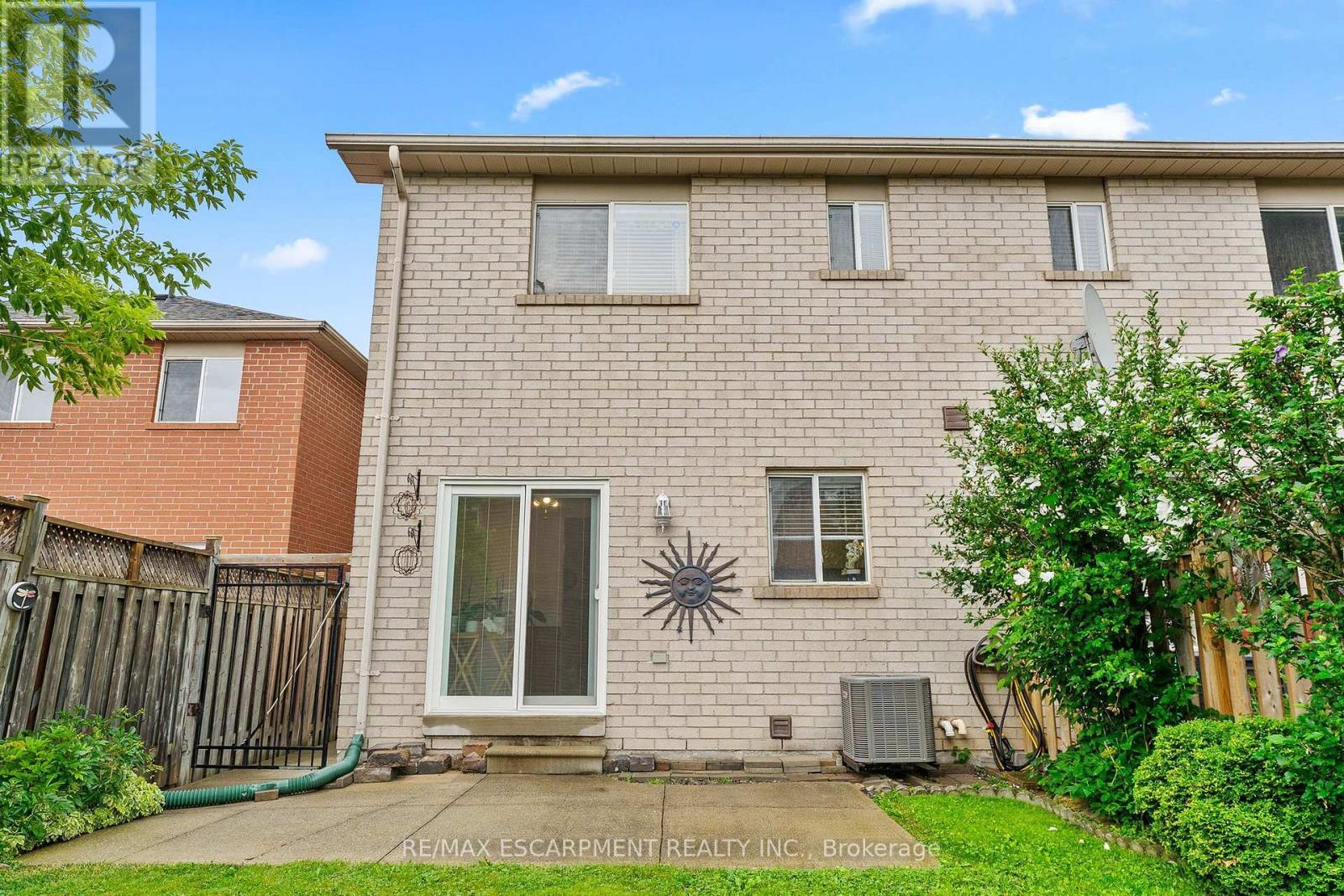 16 WHITEFACE CRESCENT - 35