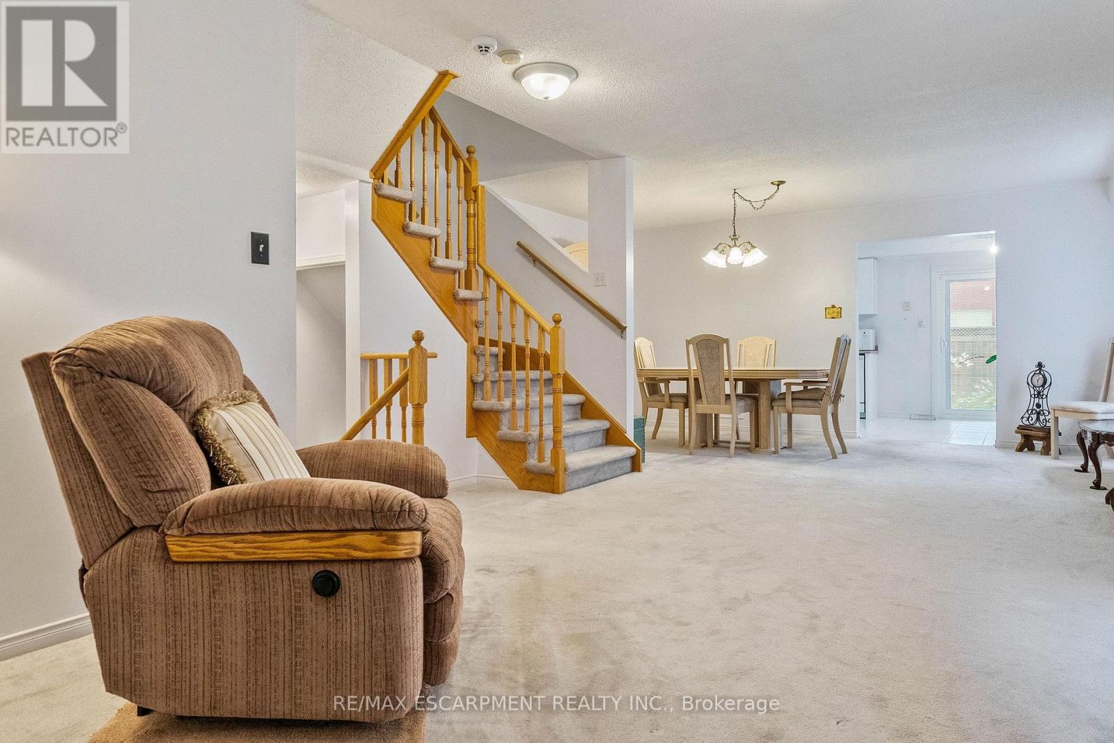 16 WHITEFACE CRESCENT - 5