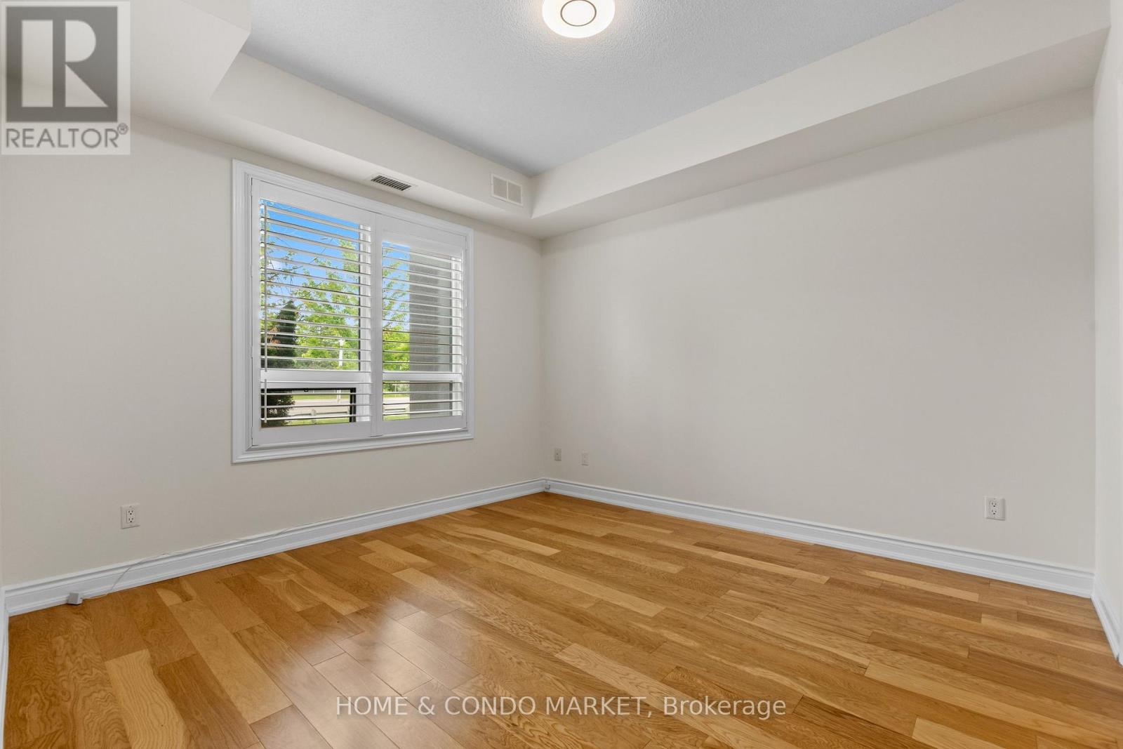 #130 3170 ERIN MILLS PARKWAY - 16