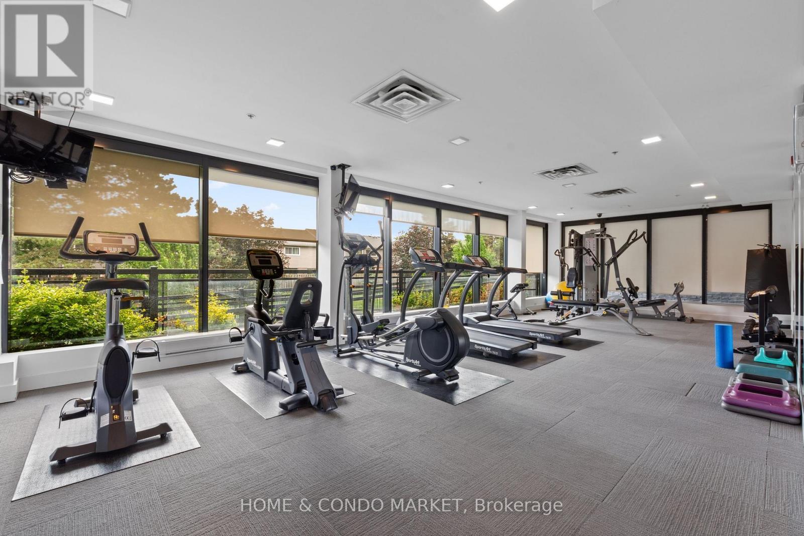 #130 3170 ERIN MILLS PARKWAY - 25