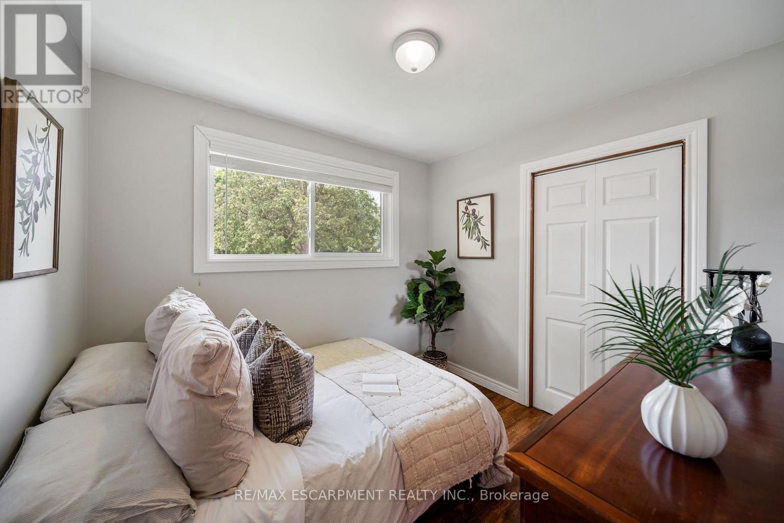 618 ST. ANDREW STREET - Image 20