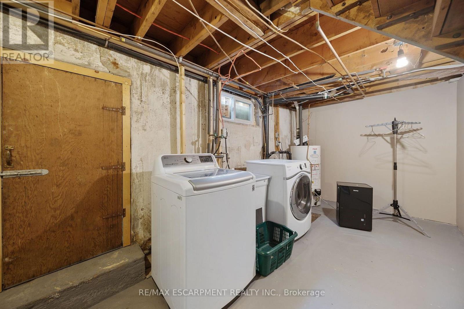 618 ST. ANDREW STREET - Image 28