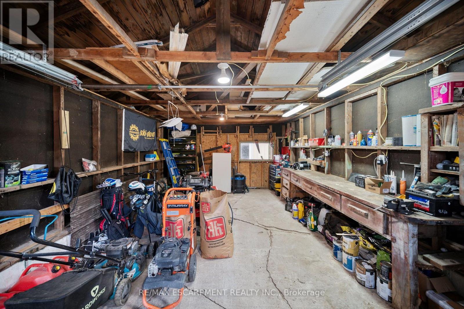 618 ST. ANDREW STREET - Image 30