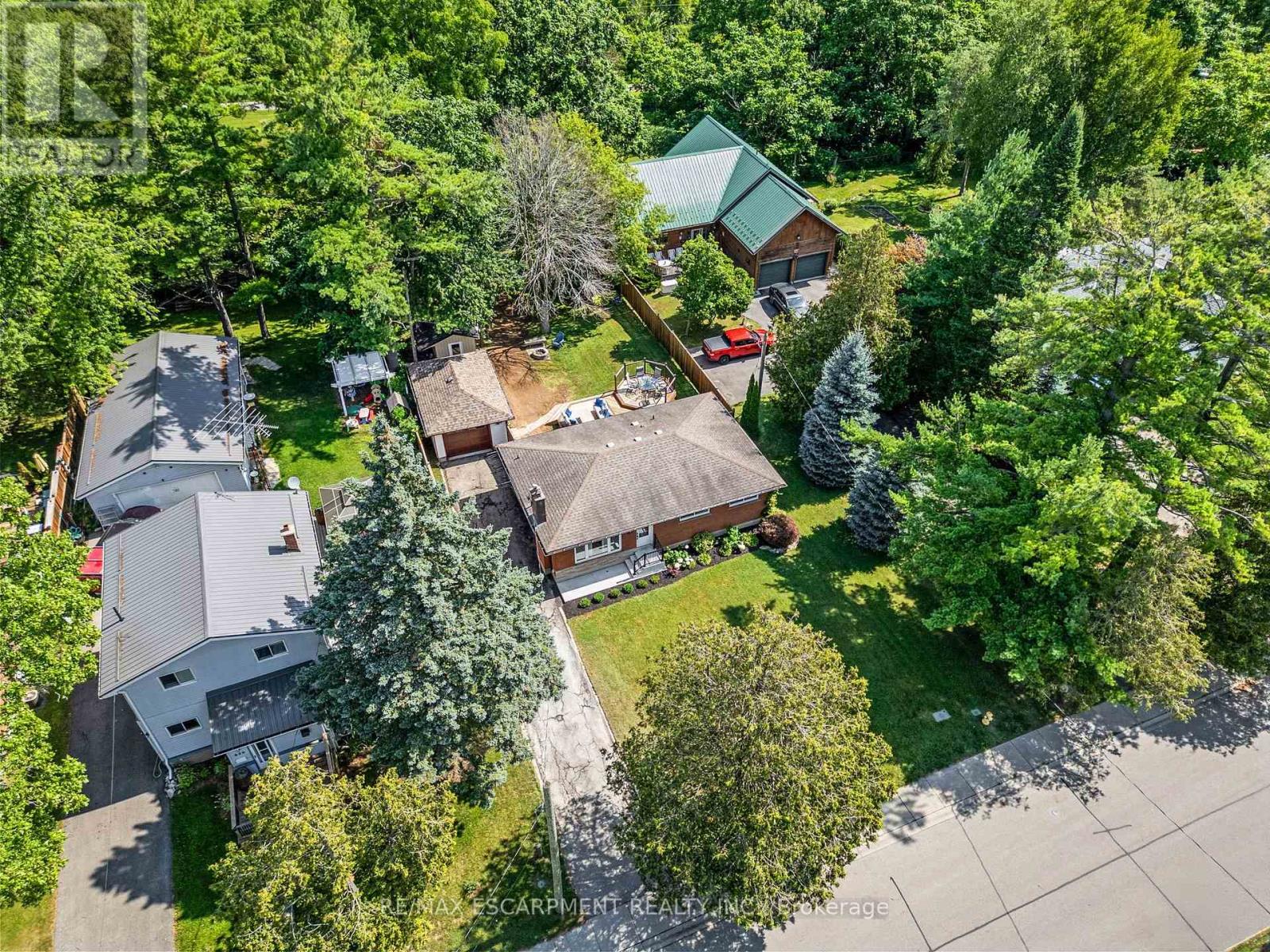 618 ST. ANDREW STREET - Image 6