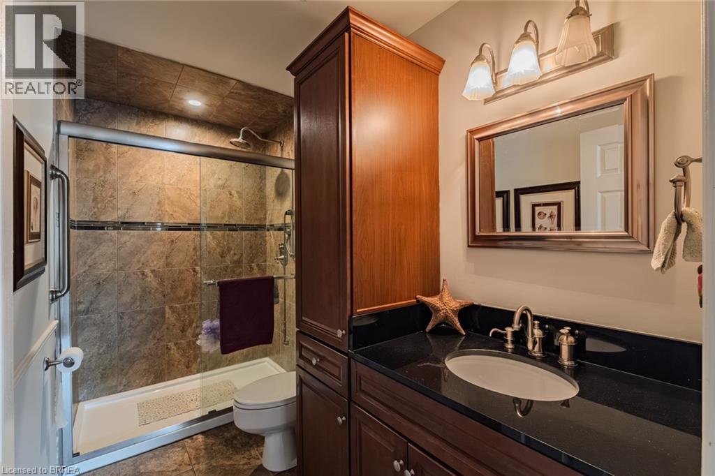 36 CRANDELL Avenue - 25