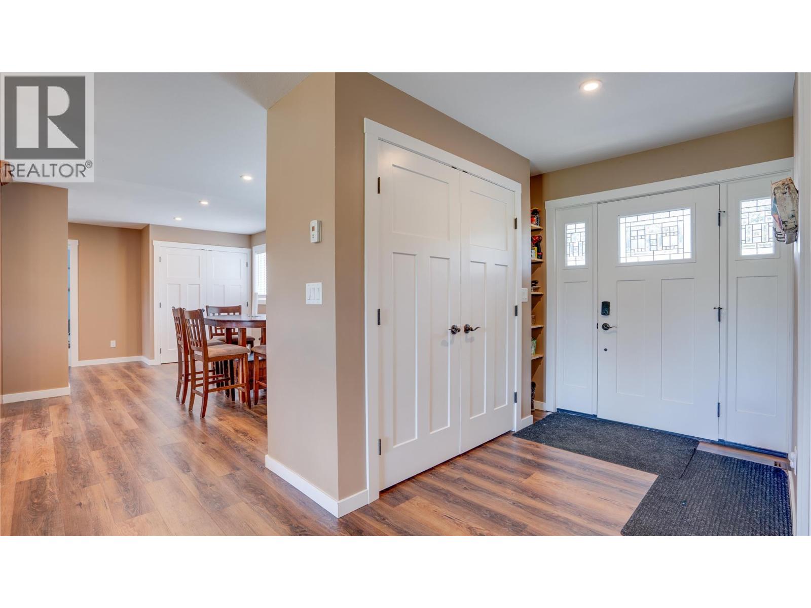  893 Evans Road, Spallumcheen