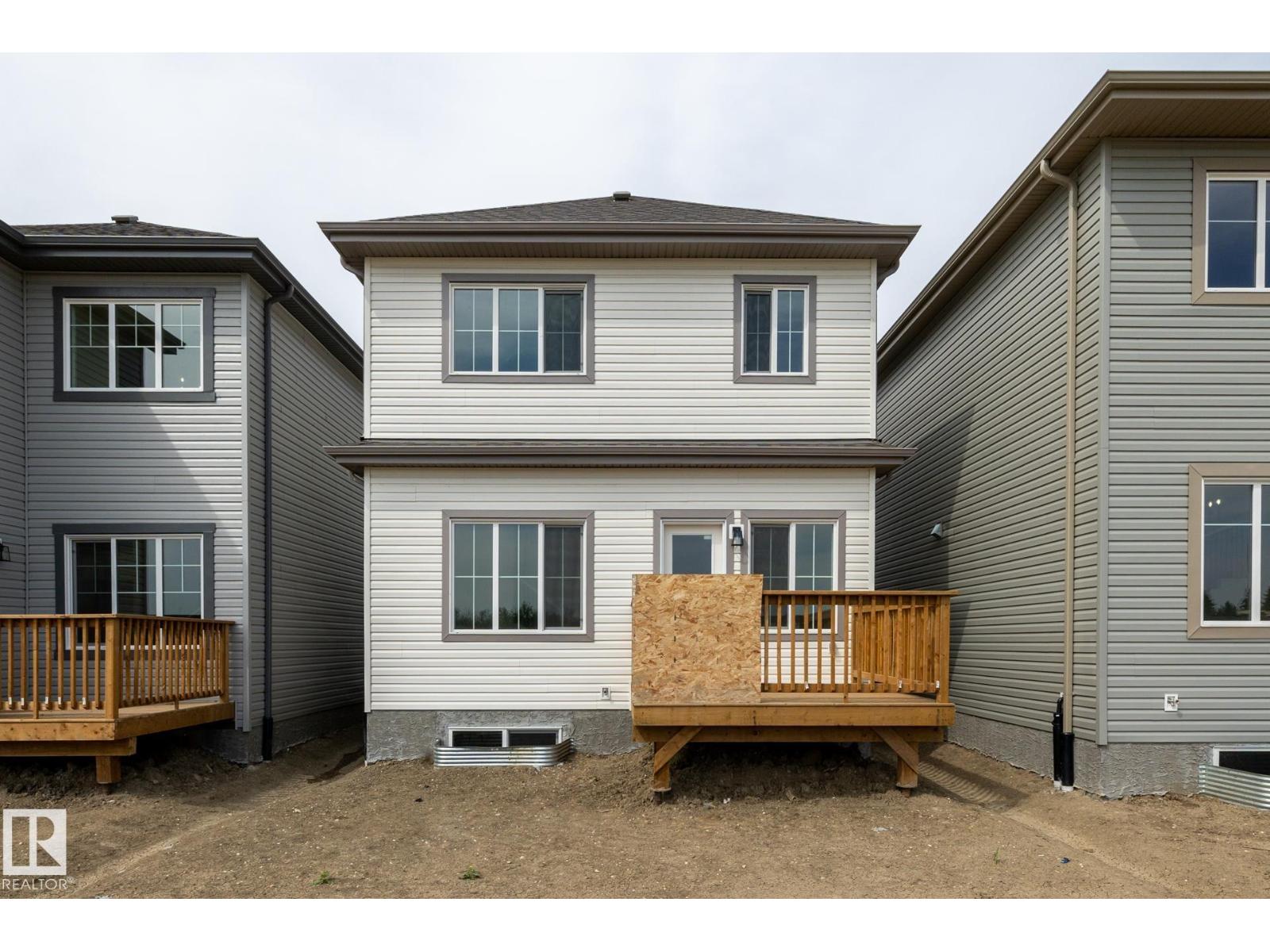 20837 15A AV NW - 3