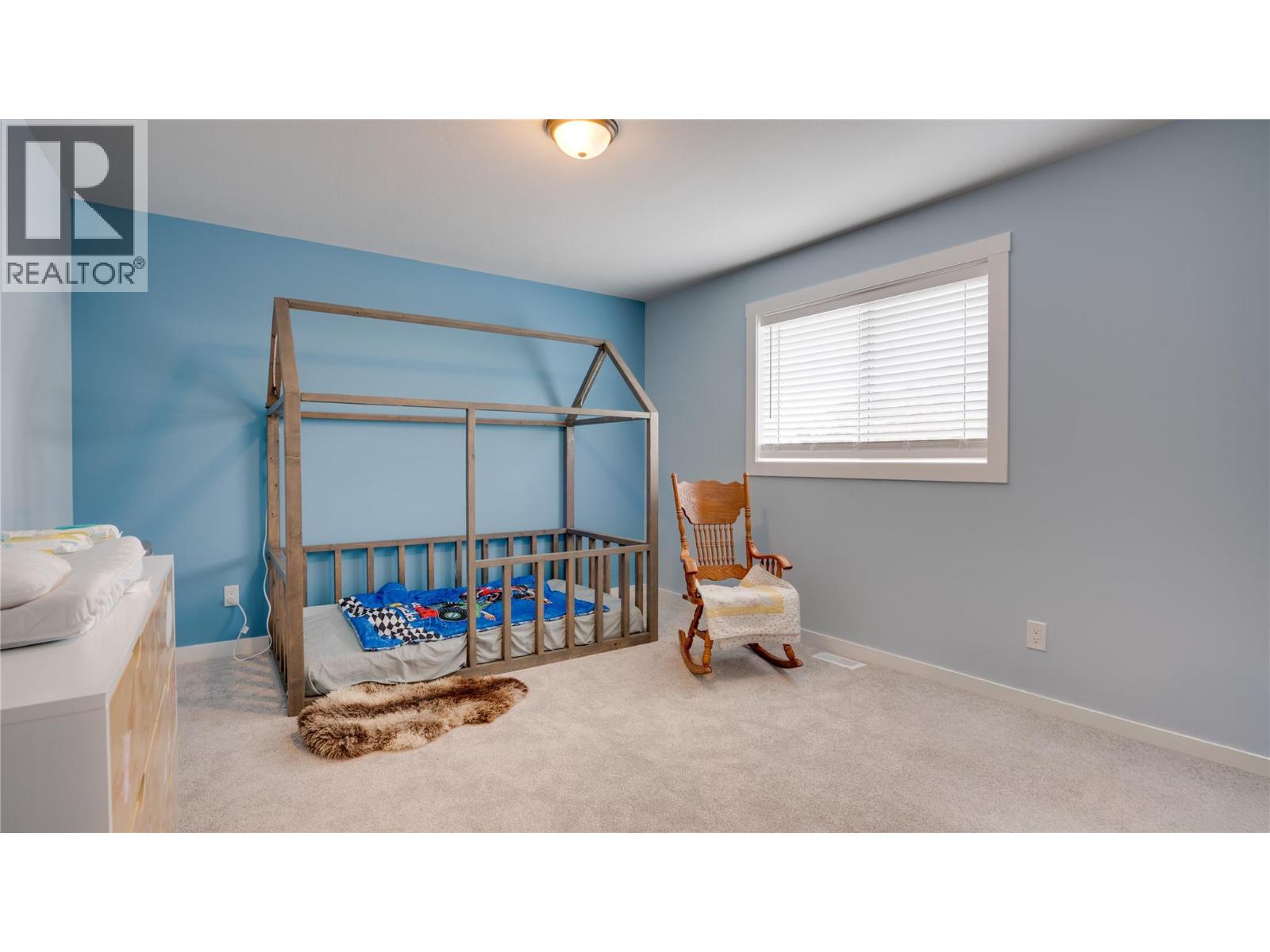  893 Evans Road, Spallumcheen