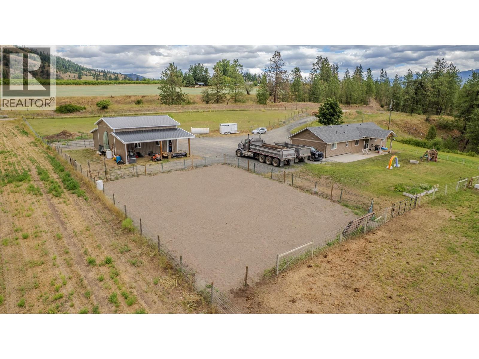  893 Evans Road, Spallumcheen