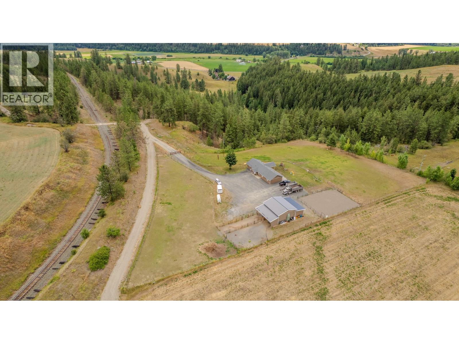 893 Evans Road, Spallumcheen