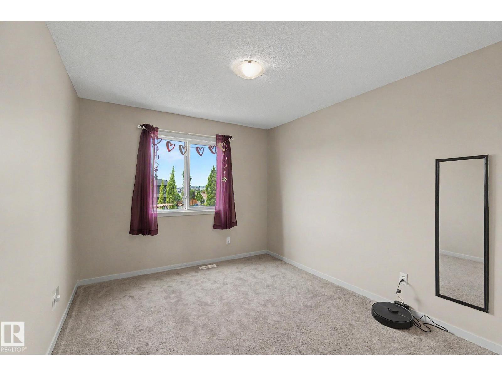 17304 73 ST NW - 29