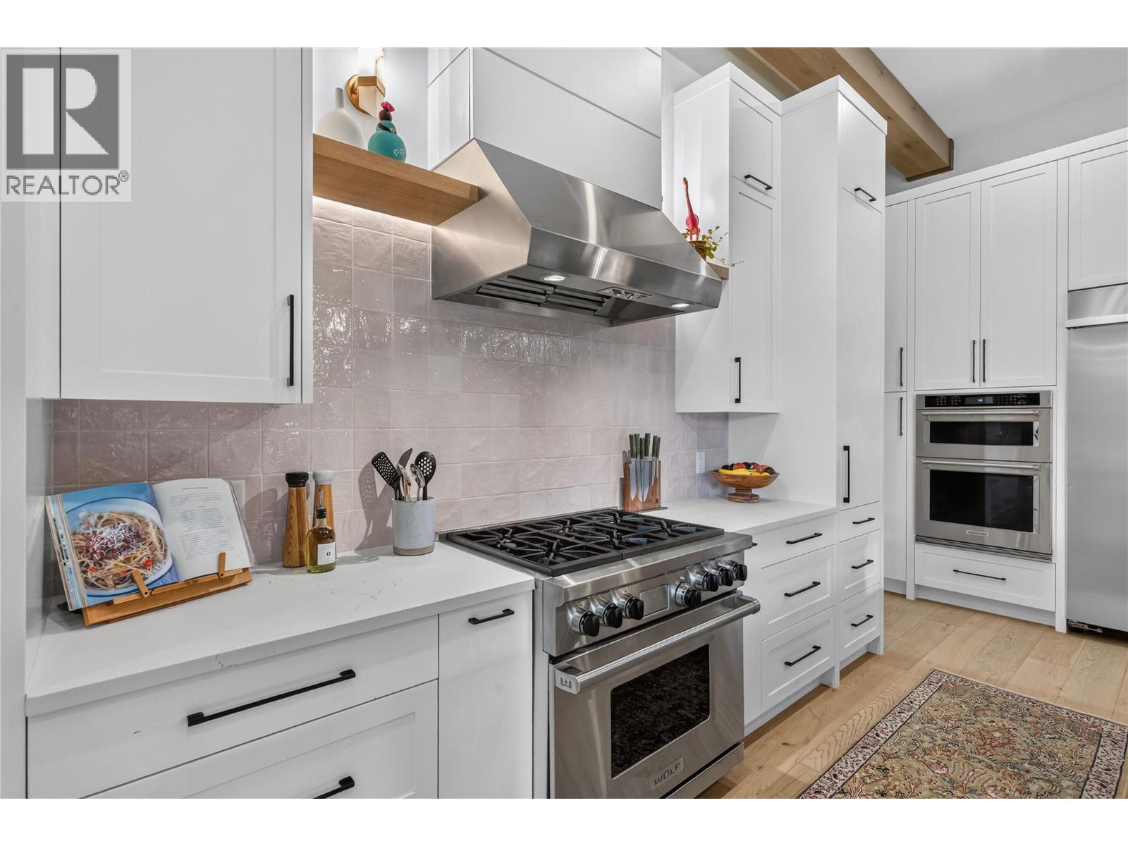 452 Knowles Road - 17