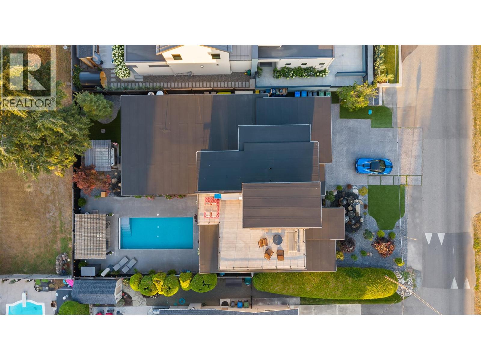 452 Knowles Road - 77