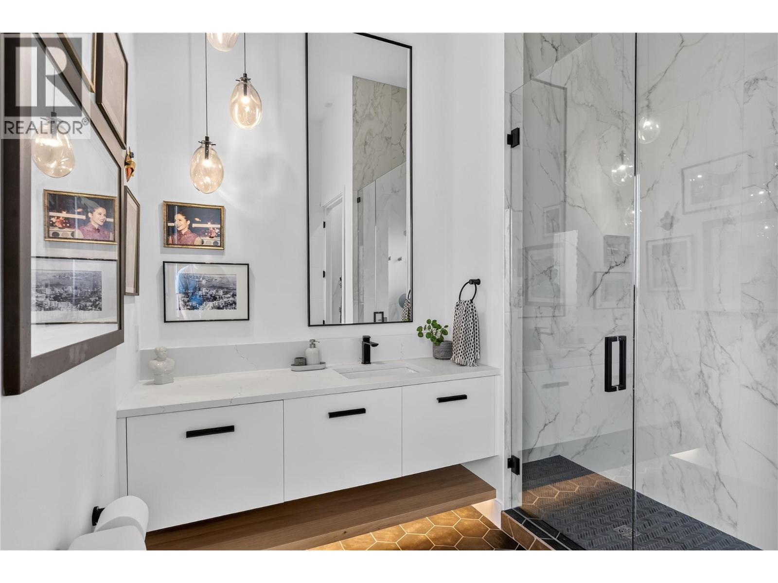 452 Knowles Road - 39