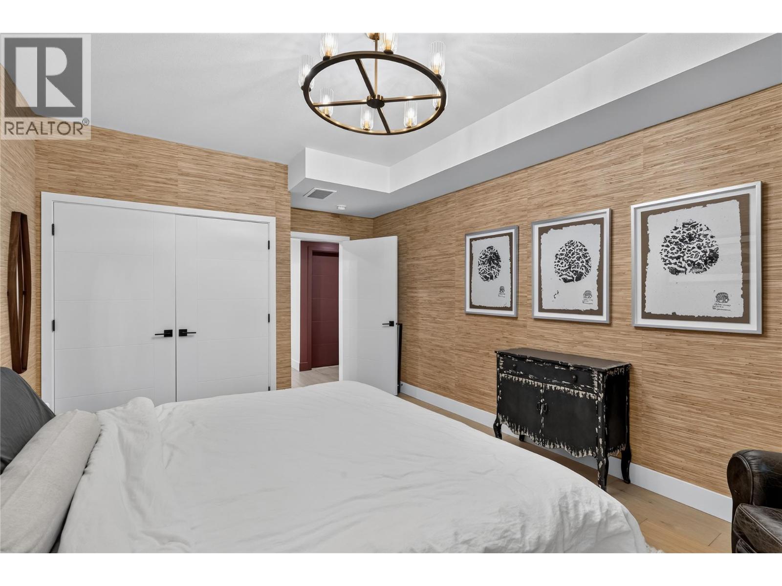 452 Knowles Road - 63
