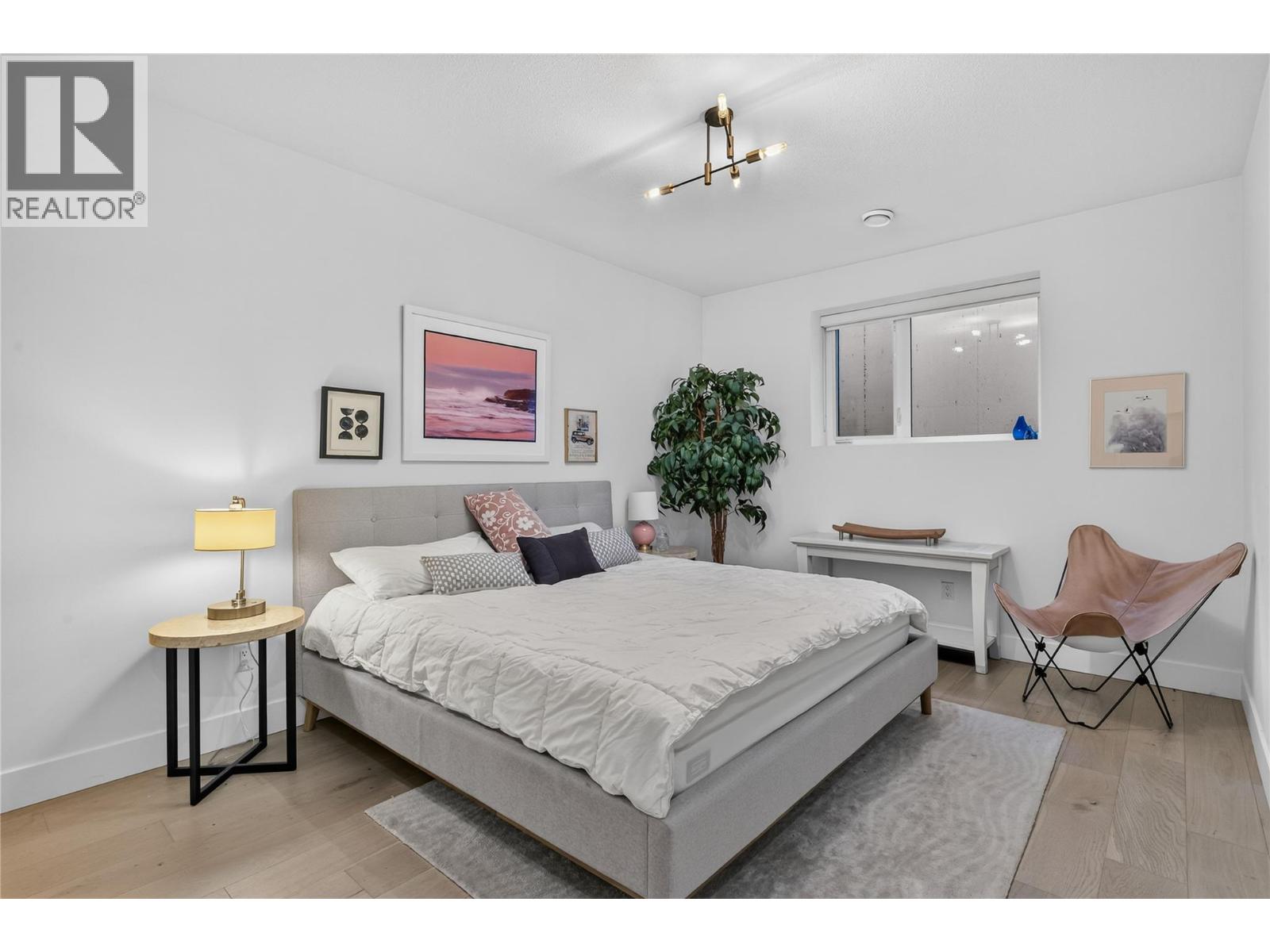 452 Knowles Road - 71