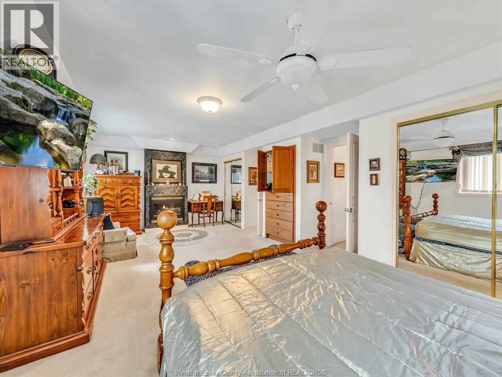 174 CRYSTAL HARBOUR - 21