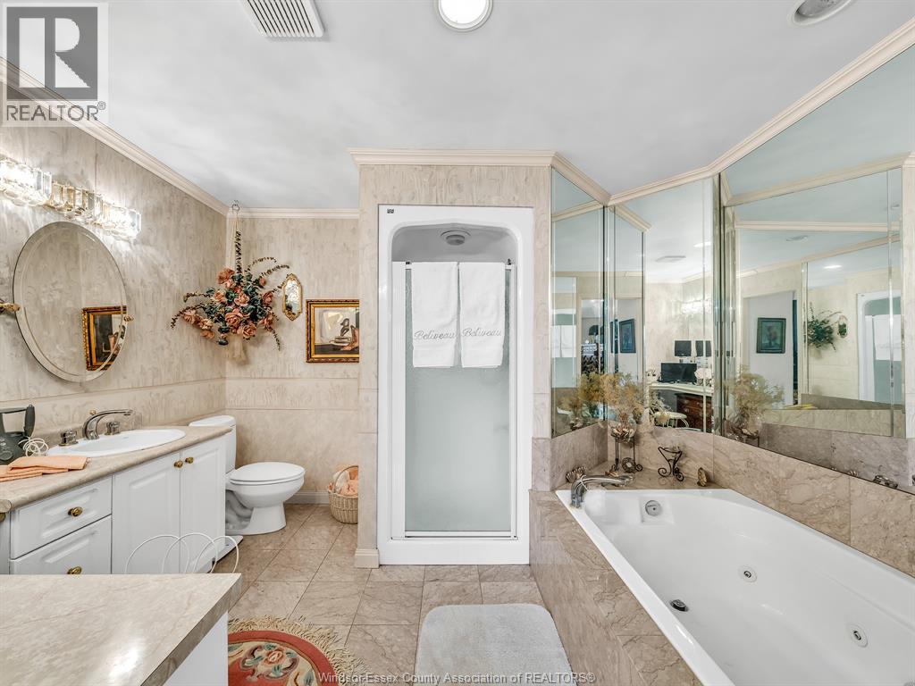 174 CRYSTAL HARBOUR - 23