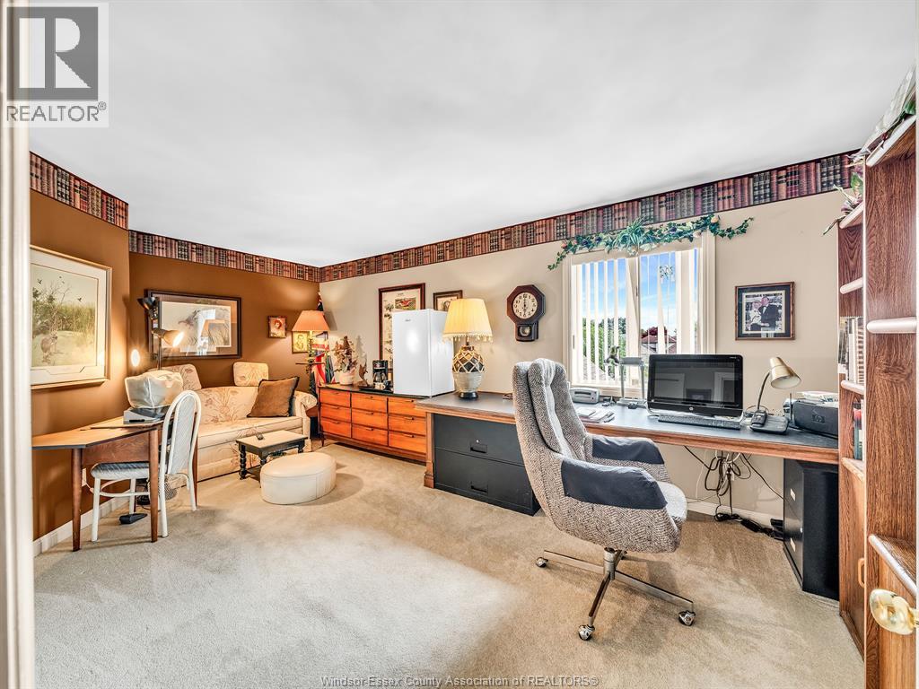 174 CRYSTAL HARBOUR - 27