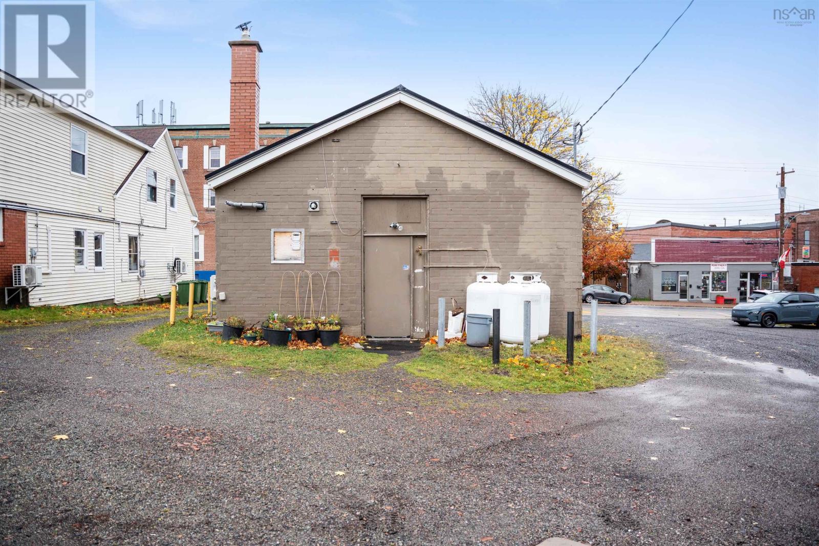 Property 46 of 49 of 216 Archimedes Street