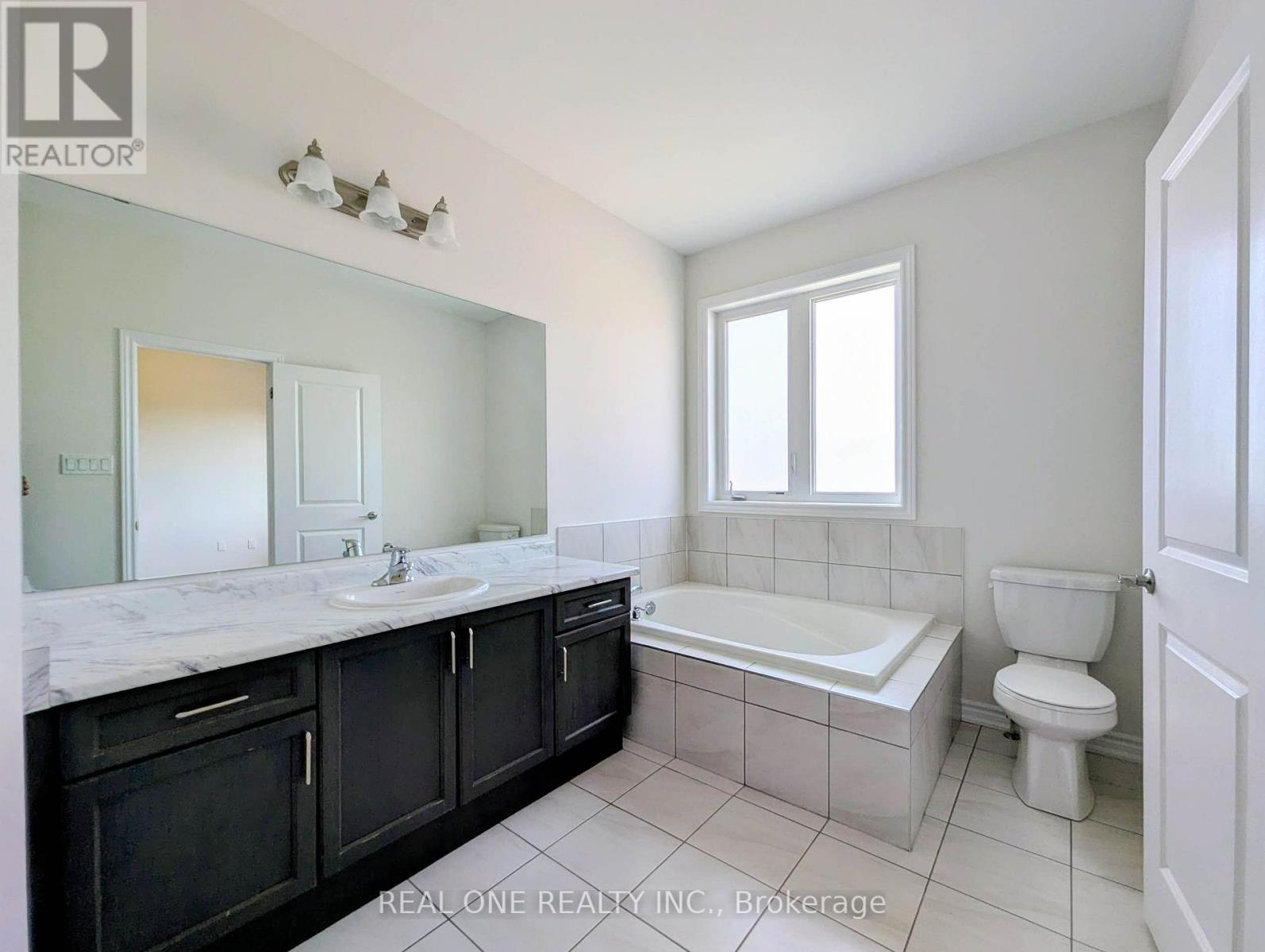 7 O'REILLY STREET - Image 10