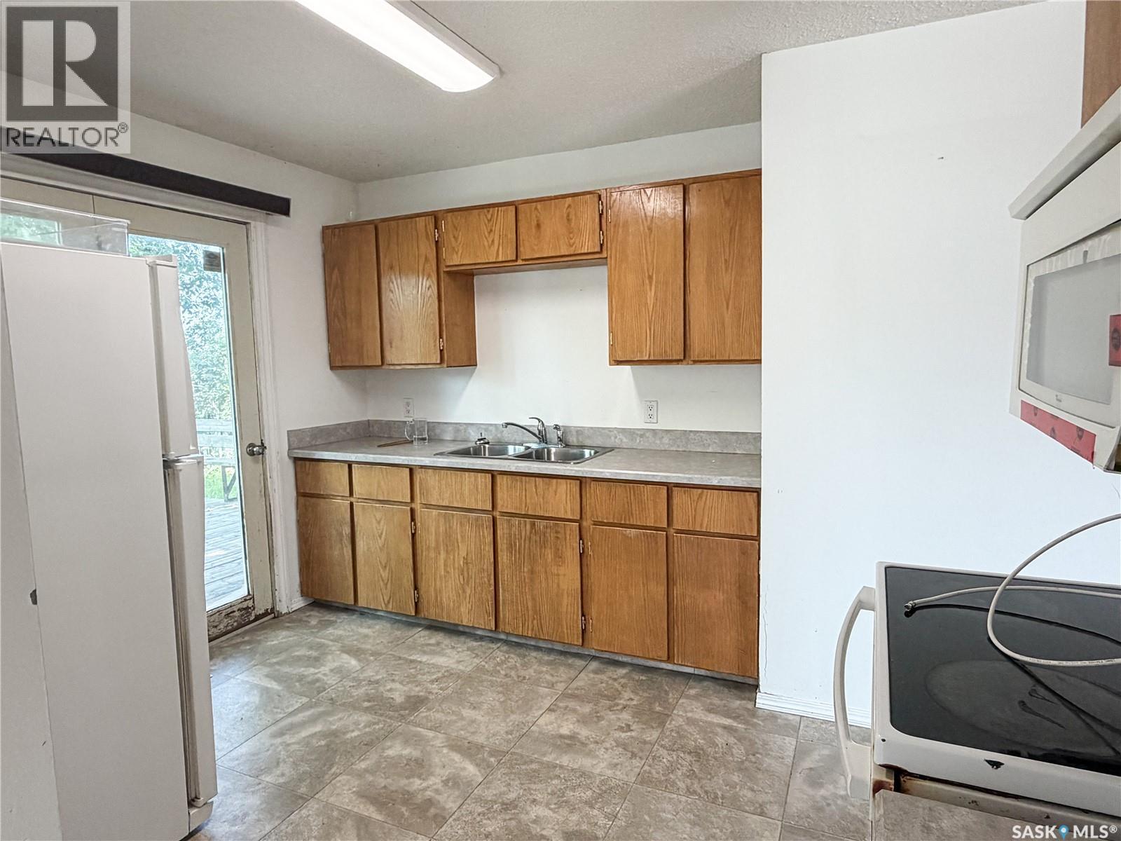7 Dunfield CRESCENT - 6