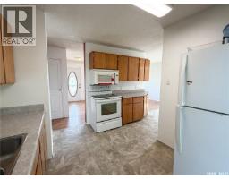 4pc Bathroom - 7 Dunfield Crescent, Meadow Lake, SK S9X1E6 Photo 7