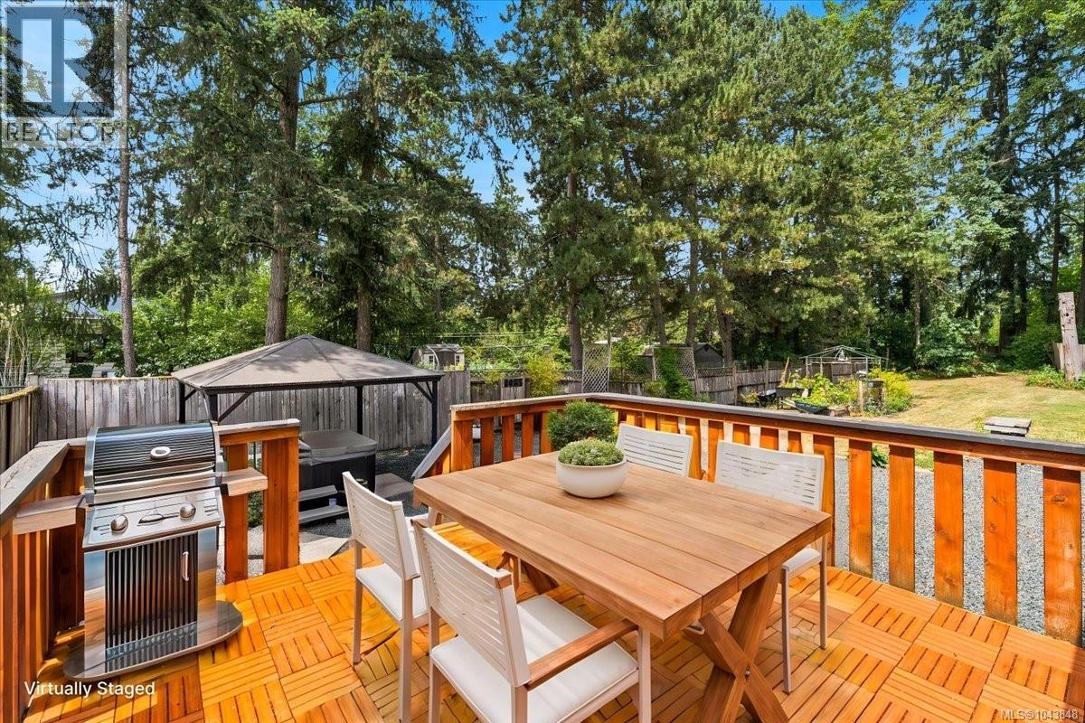 2294 Gould Rd W - 22