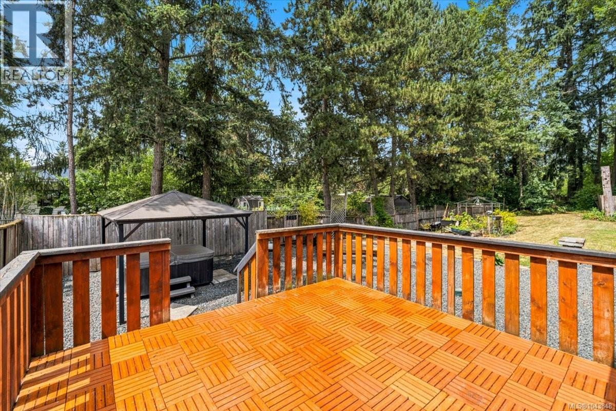 2294 Gould Rd W - 23