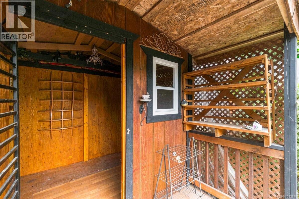 2294 Gould Rd W - 42