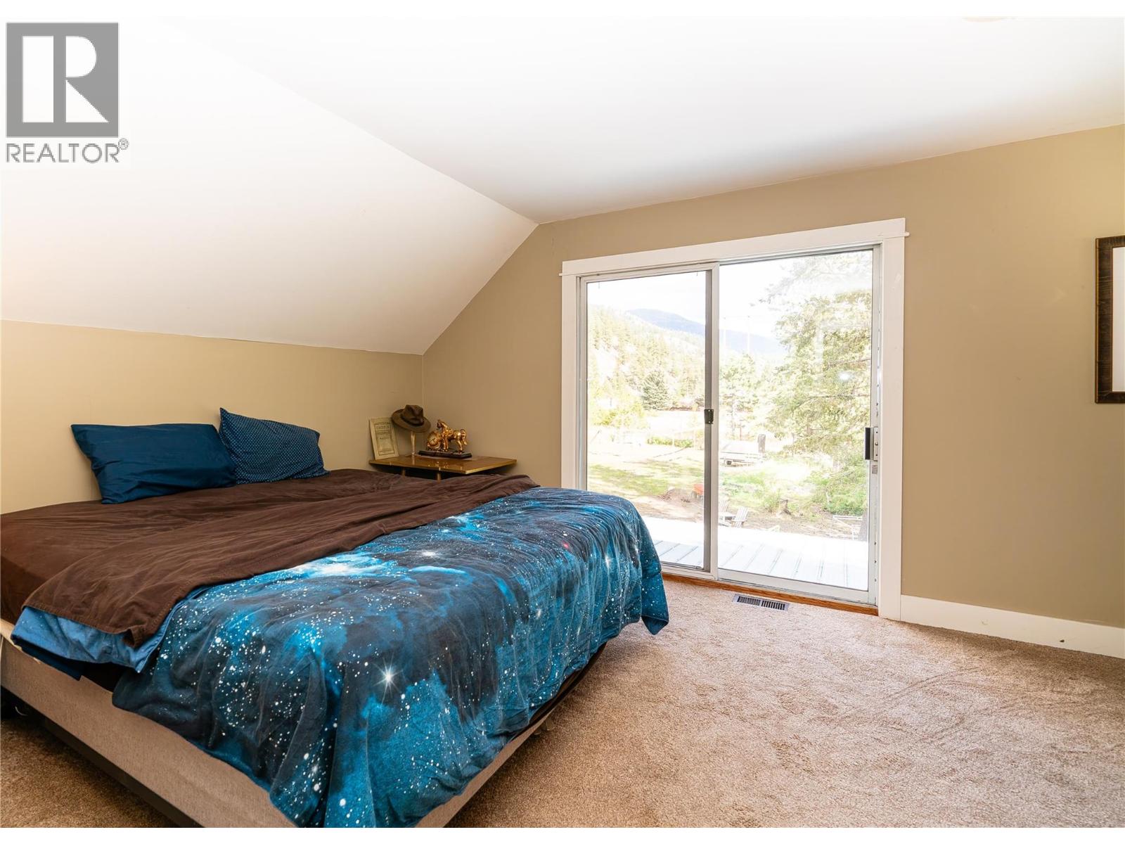 6257 Highway 3, Hedley