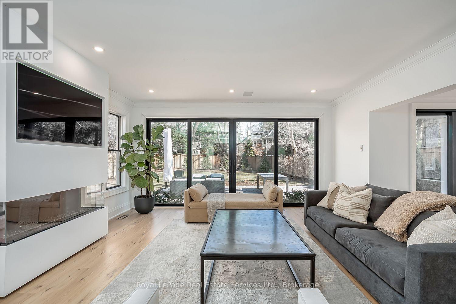303 WATSON AVENUE - Image 10