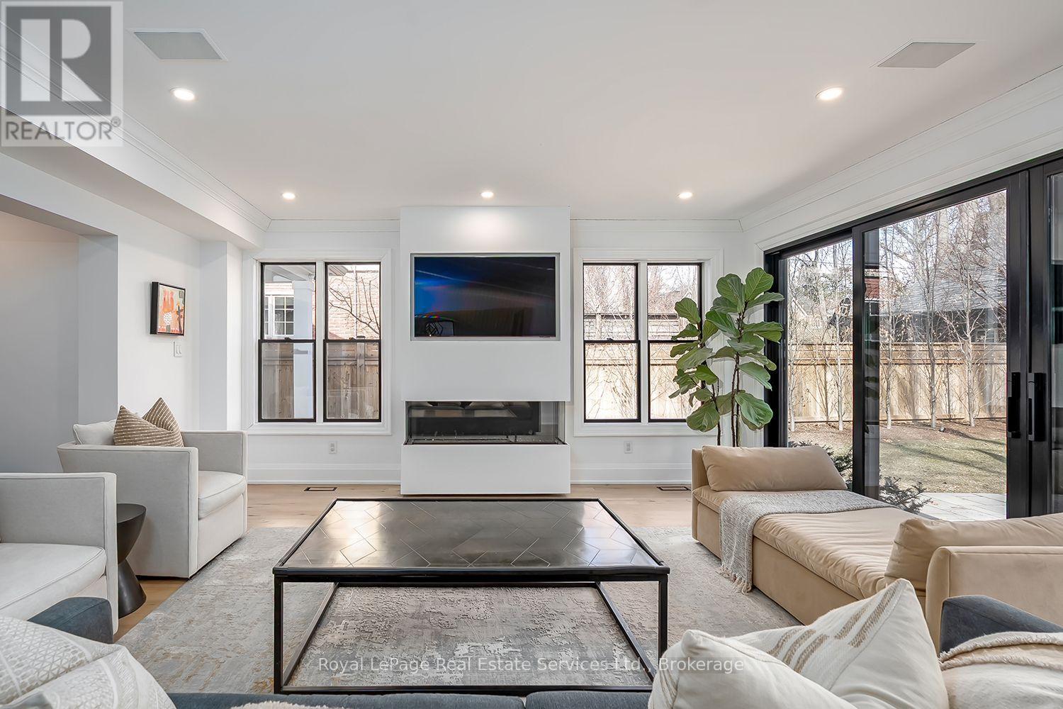 303 WATSON AVENUE - Image 11