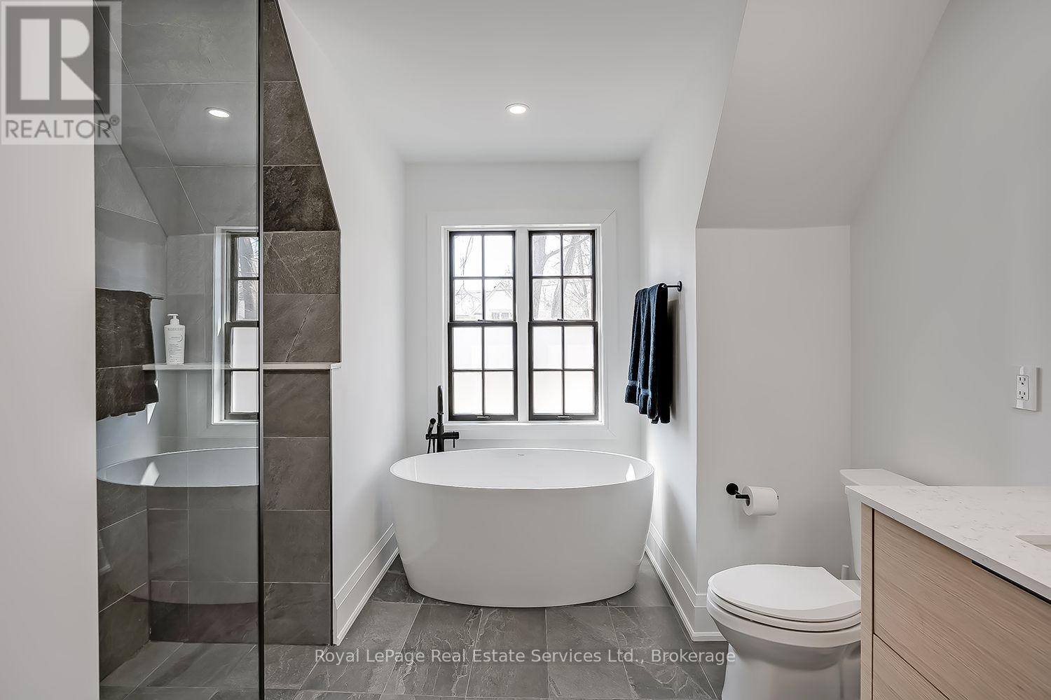 303 WATSON AVENUE - Image 24