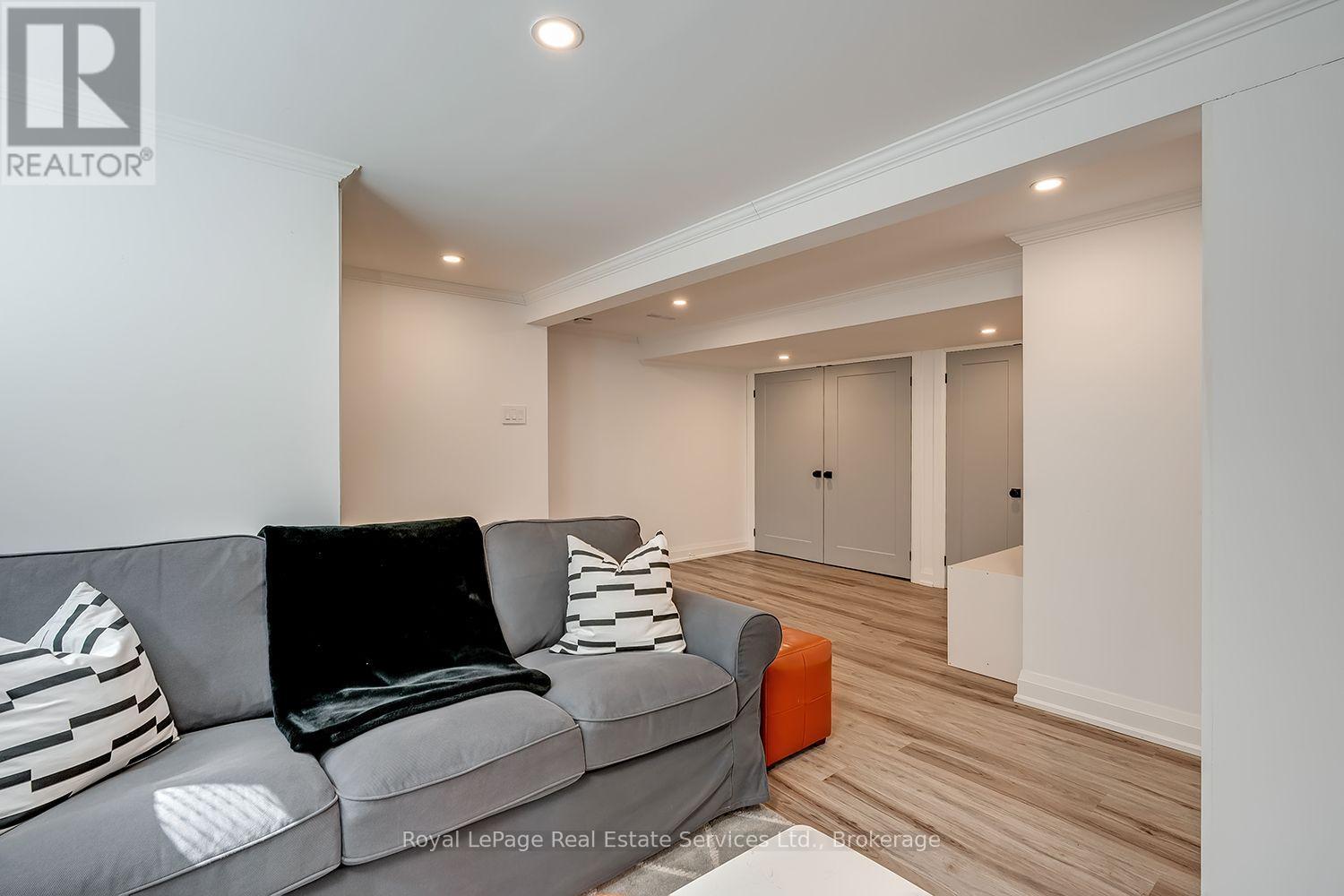 303 WATSON AVENUE - Image 31