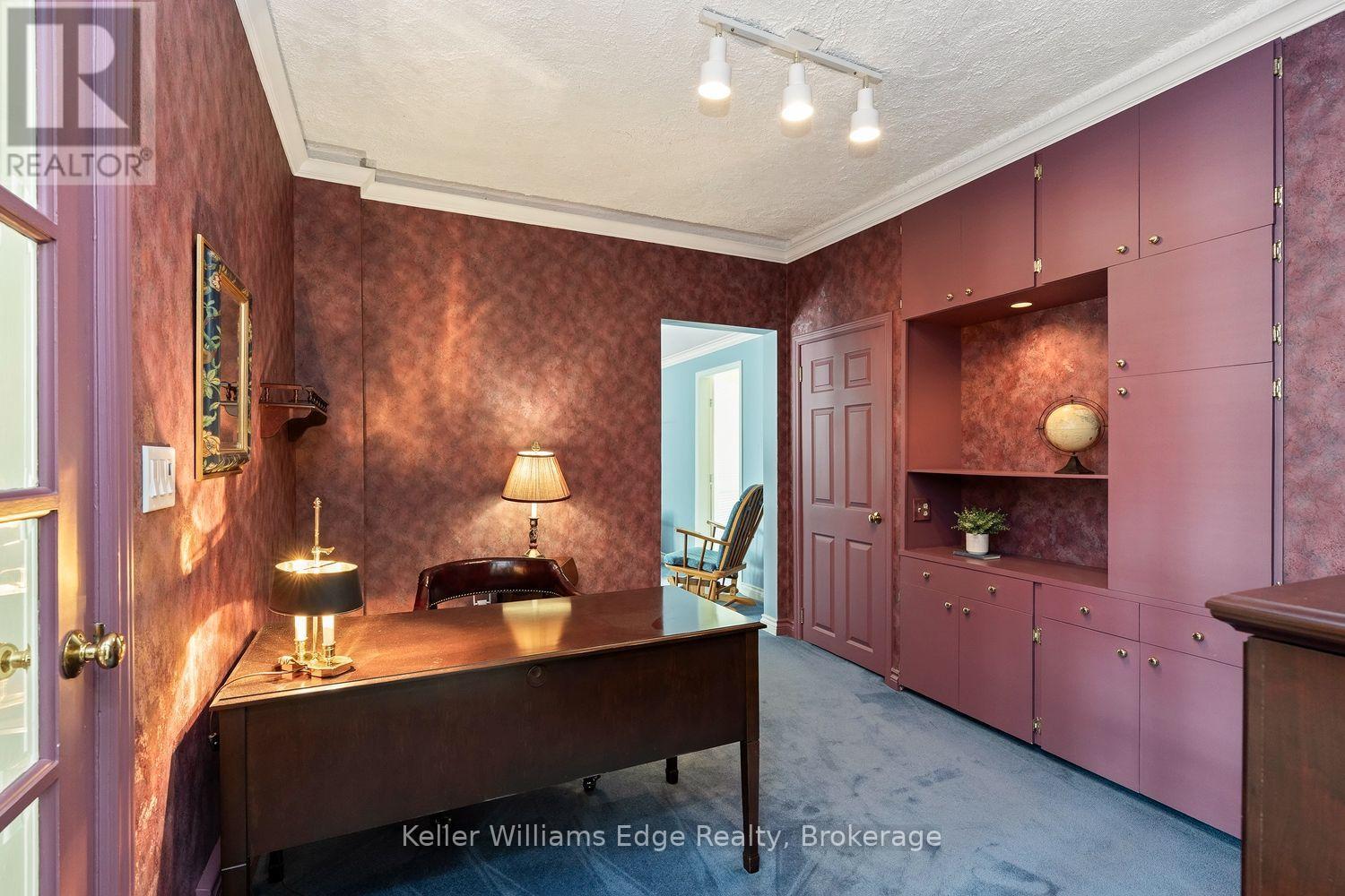 2057 HALTON PLACE - 18