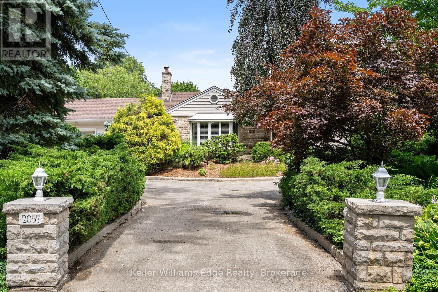 2057 HALTON PLACE - 3