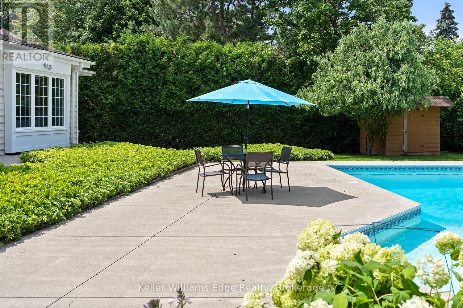 2057 HALTON PLACE - 37