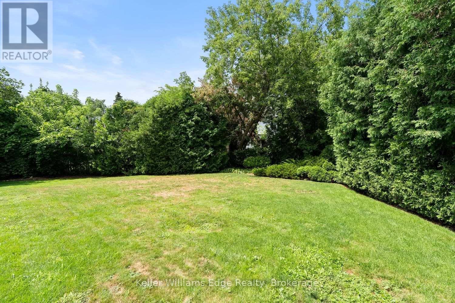 2057 HALTON PLACE - 43