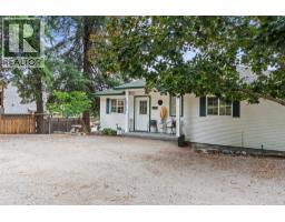 2pc Ensuite bath - 10771 Pinecrest Road, Vernon, BC V1H2C1 Photo 7