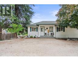 Primary Bedroom - 10771 Pinecrest Road, Vernon, BC V1H2C1 Photo 8
