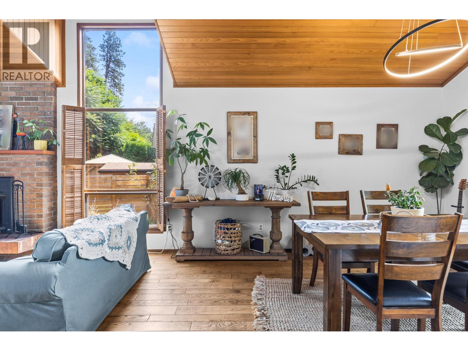 2635 Packers Road - 10