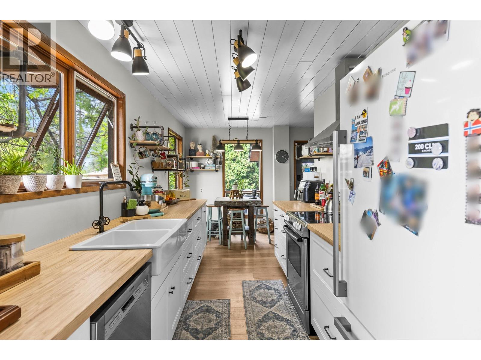 2635 Packers Road - 16