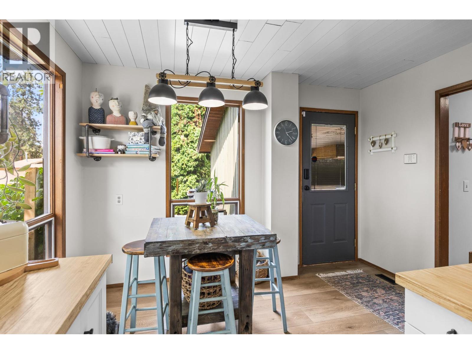 2635 Packers Road - 18