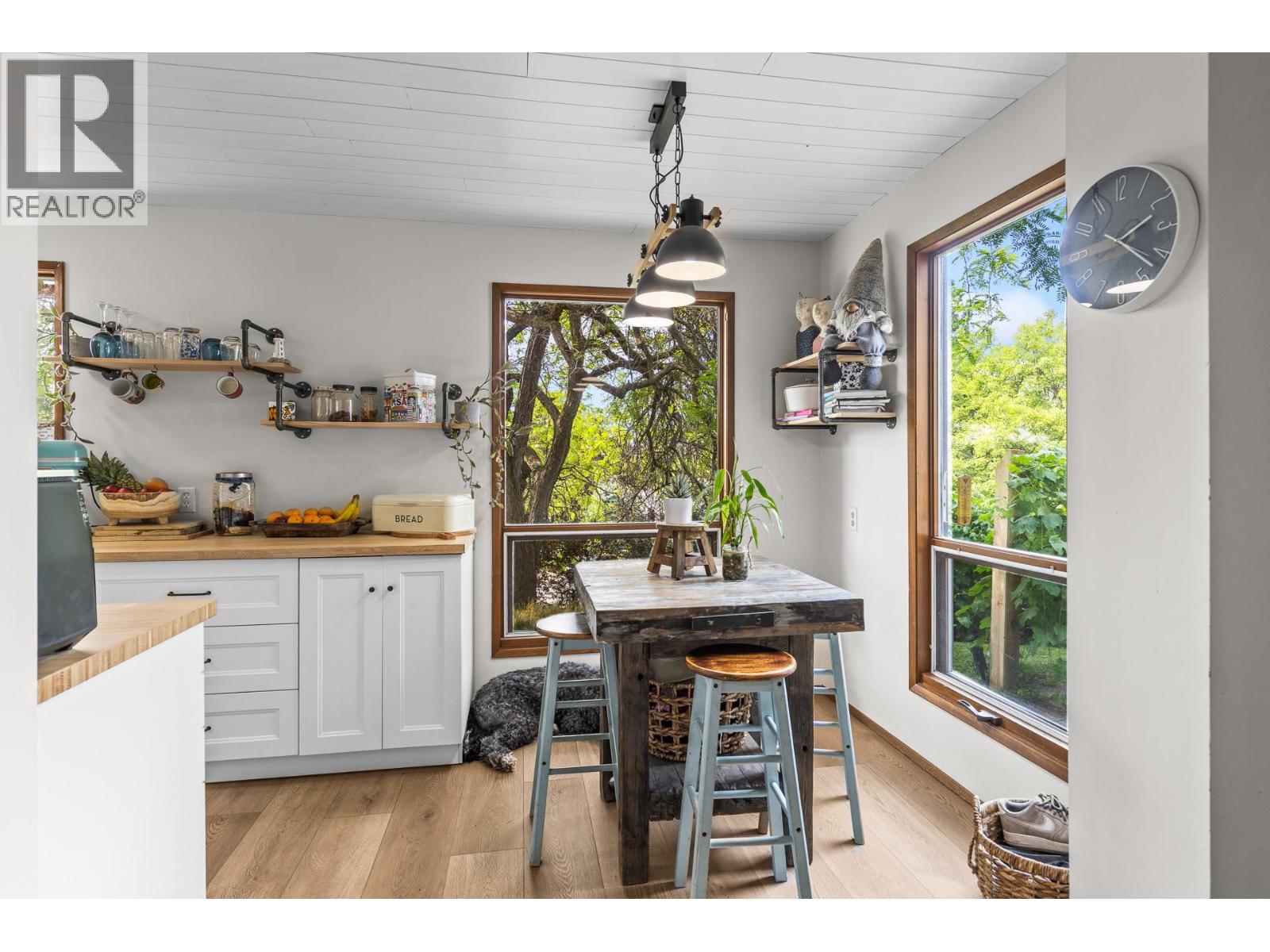 2635 Packers Road - 17