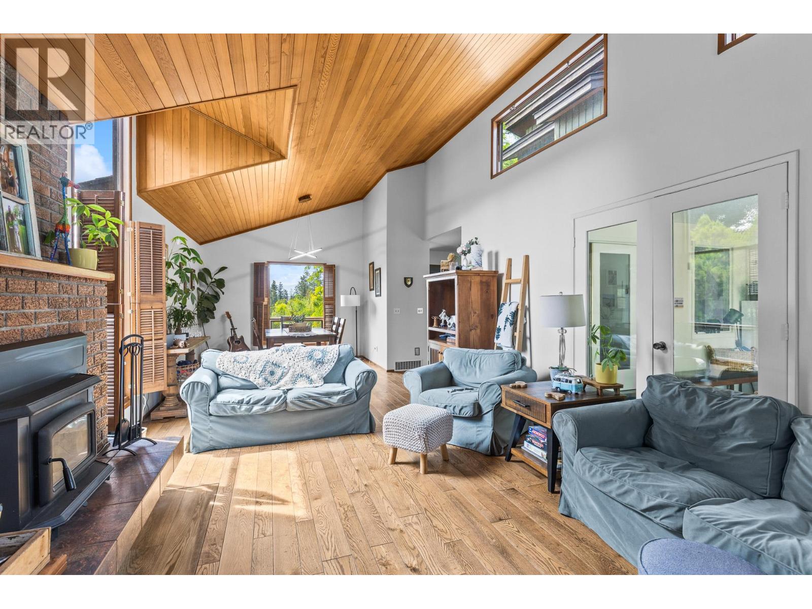 2635 Packers Road - 8